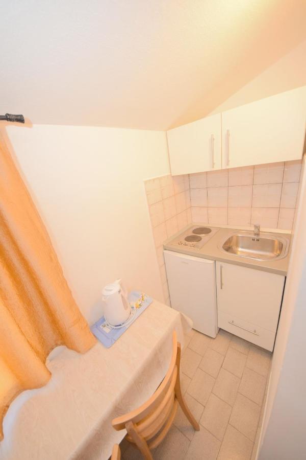 Apartments Jakov 奥瑞比克 外观 照片
