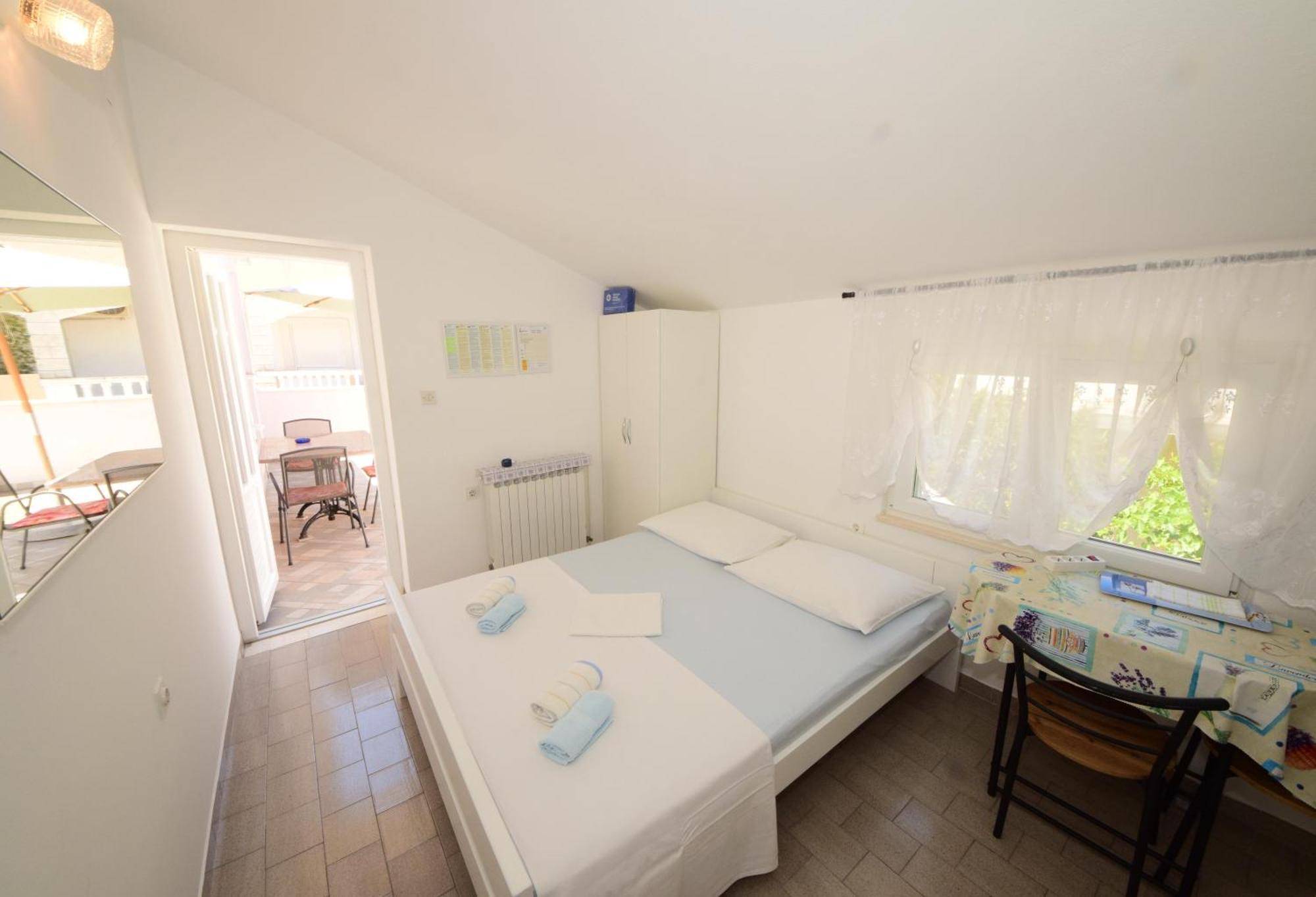 Apartments Jakov 奥瑞比克 外观 照片
